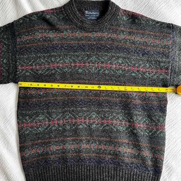 Burberry Mens 100% Wool Gray Scotland Winter Sweater - Picture 3 of 6